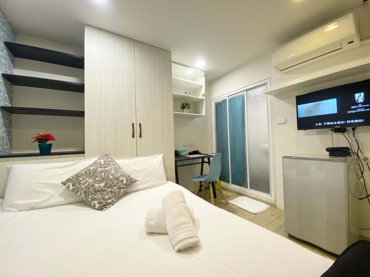17 Fengjia Stay Taichung Exterior photo