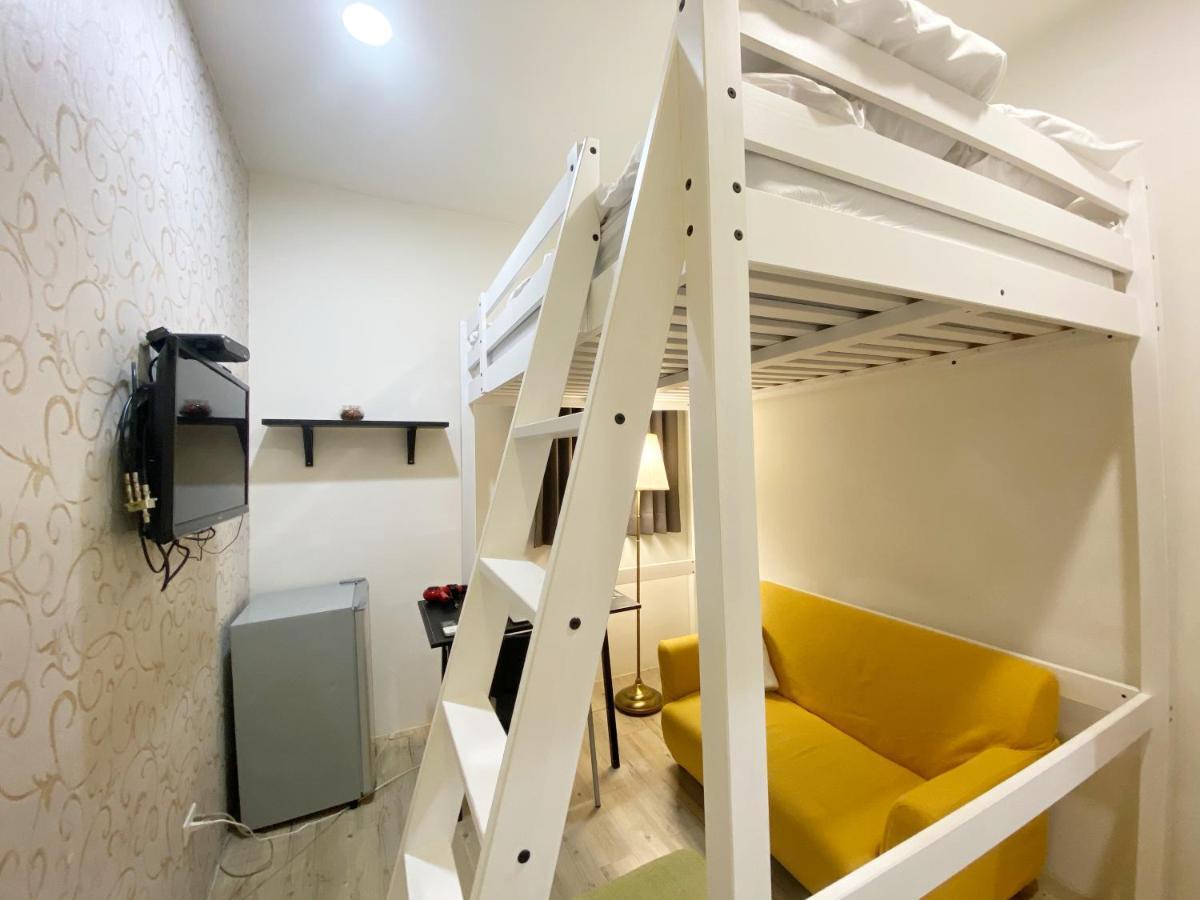17 Fengjia Stay Taichung Exterior photo