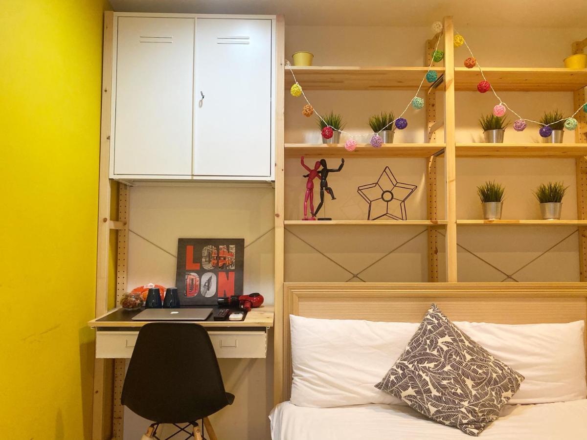 17 Fengjia Stay Taichung Exterior photo